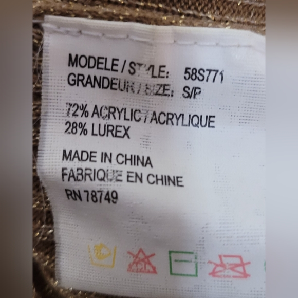 Wet Seal Off Shoulder blouse with attached  belt. Gold metallic.  Size S/P - Picture 11 of 11